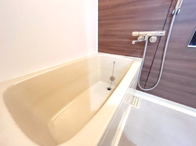 バス・シャワールーム　詳細は、RISUMO江坂本店までお問合せください♪