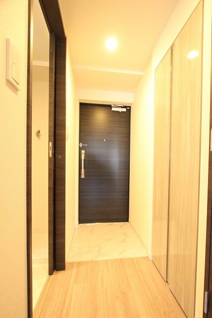 居室・リビング　同物件施工業者別物件の写真