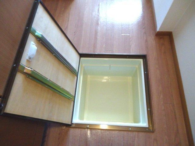 その他　床下収納