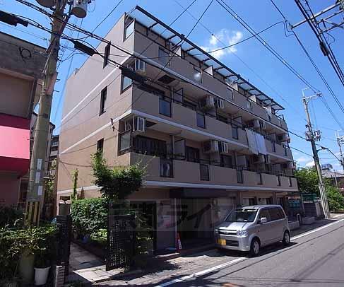 【向日市寺戸町のマンションの建物外観】