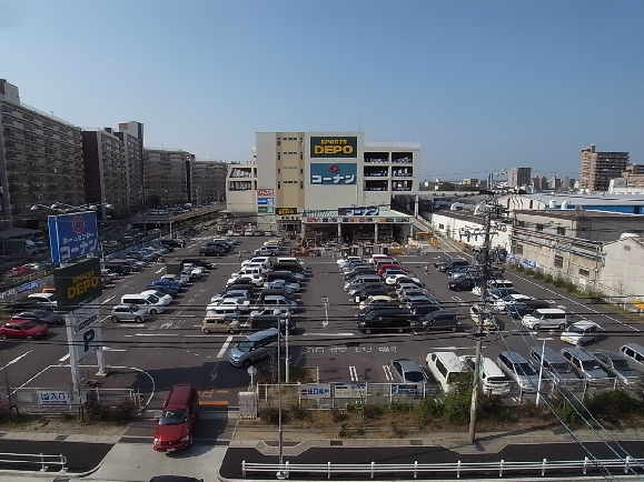 【GRANDTIC茶屋ヶ坂のホームセンター】