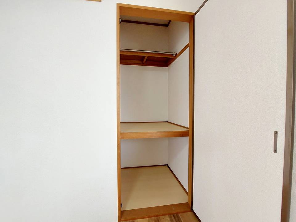 収納　クローゼット