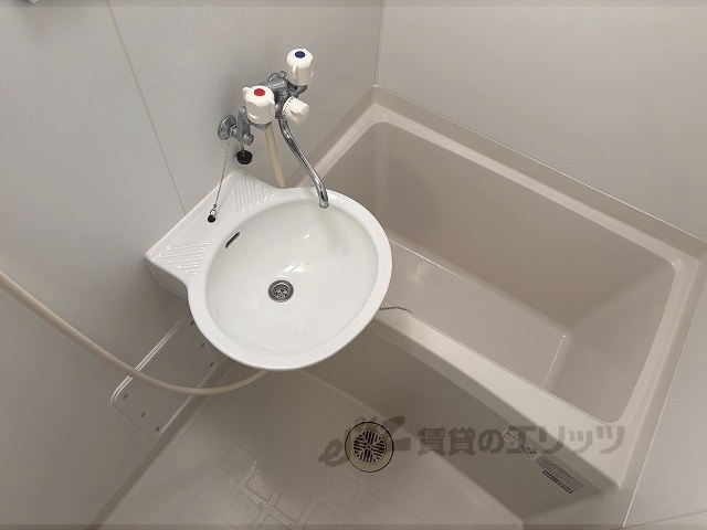 バス・シャワールーム　バス