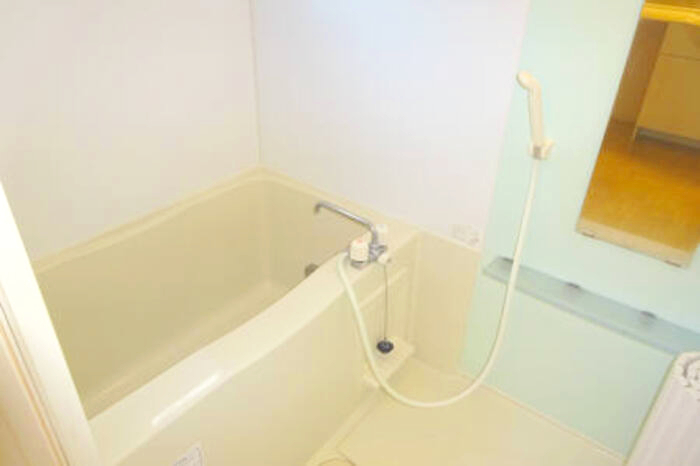 バス・シャワールーム　105 追い焚き給湯式浴室