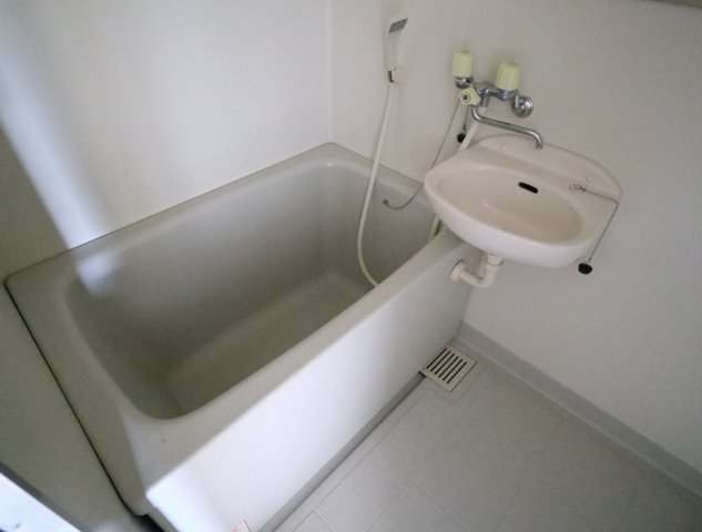 バス・シャワールーム　きれいなお風呂です