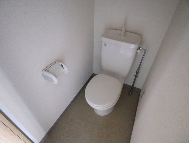 トイレ　コンパクトで使いやすいトイレです