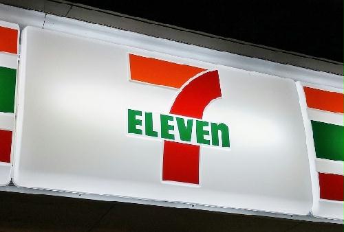 その他　徒歩４分