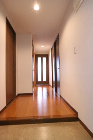 玄関　学園シティコート