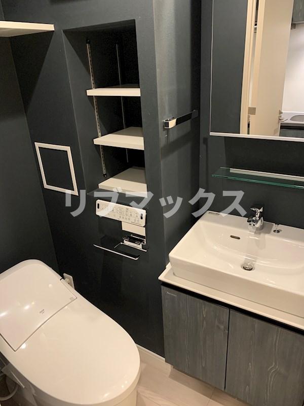 トイレ　洗濯機、掃除機等リブマックス仕様の家具家電付き