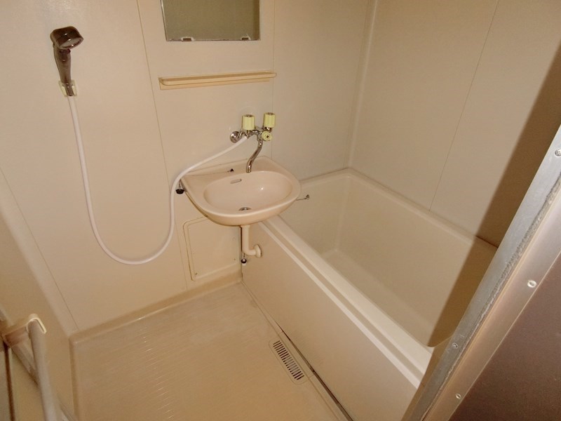 バス・シャワールーム　同型タイプ