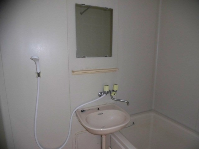 洗面設備　同型タイプ