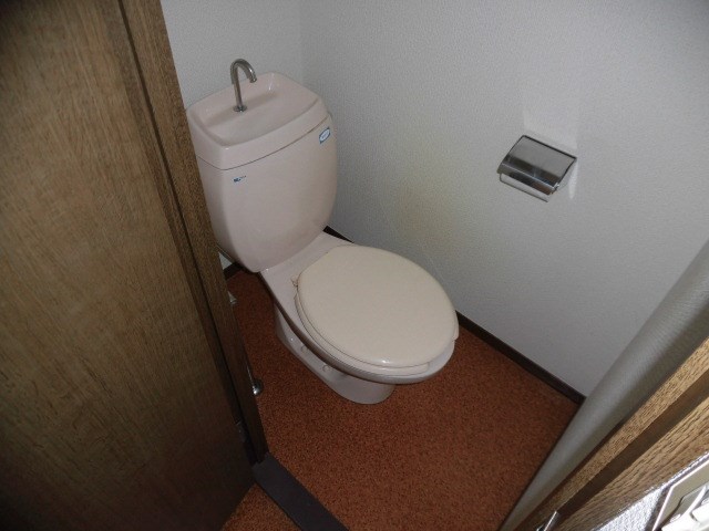 トイレ　同型タイプ