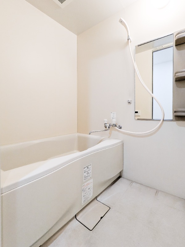 バス・シャワールーム　図面と現状に相違がある場合には現状を優先