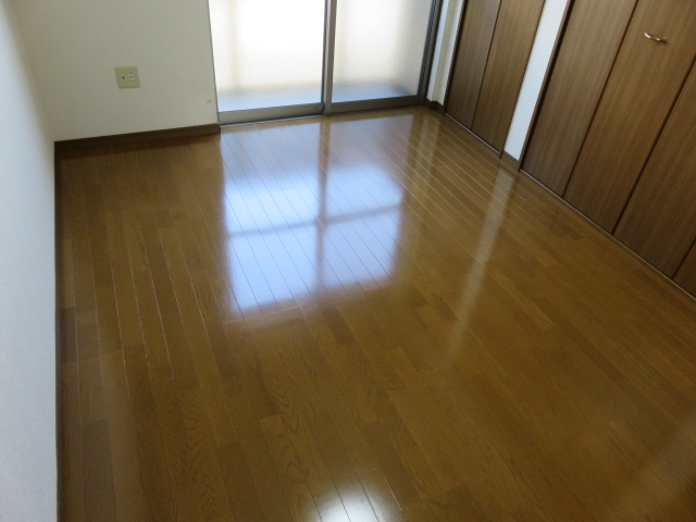 クレールなかせの居間写真