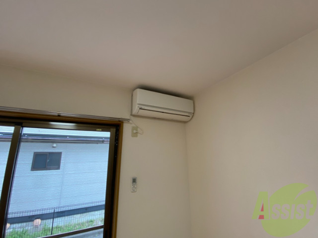 その他設備　リビングにエアコンがございます。暑い日も寒い日も快適