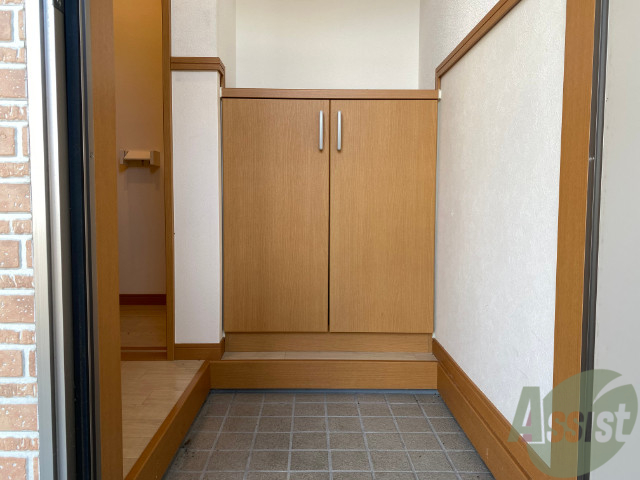 玄関　玄関周りも、広くて使いやすそうな雰囲気ですね。