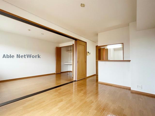 居室・リビング　他部屋イメージ画像