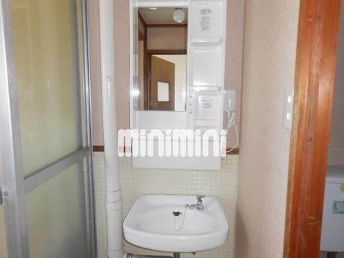 洗面設備　身だしなみはここでチェック。