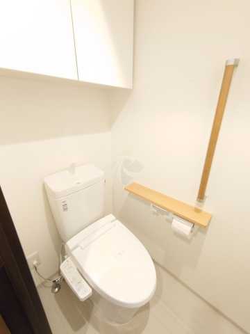 トイレ　ジェノヴィア秋葉原スカイガーデン