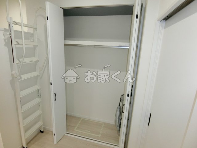 収納　(同社施工物件)