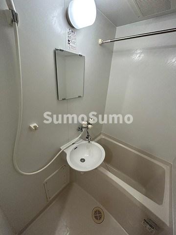 バス・シャワールーム　お風呂で日々の疲れを落としましょう