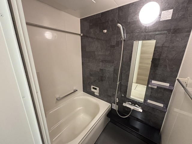 バス・シャワールーム　浴室