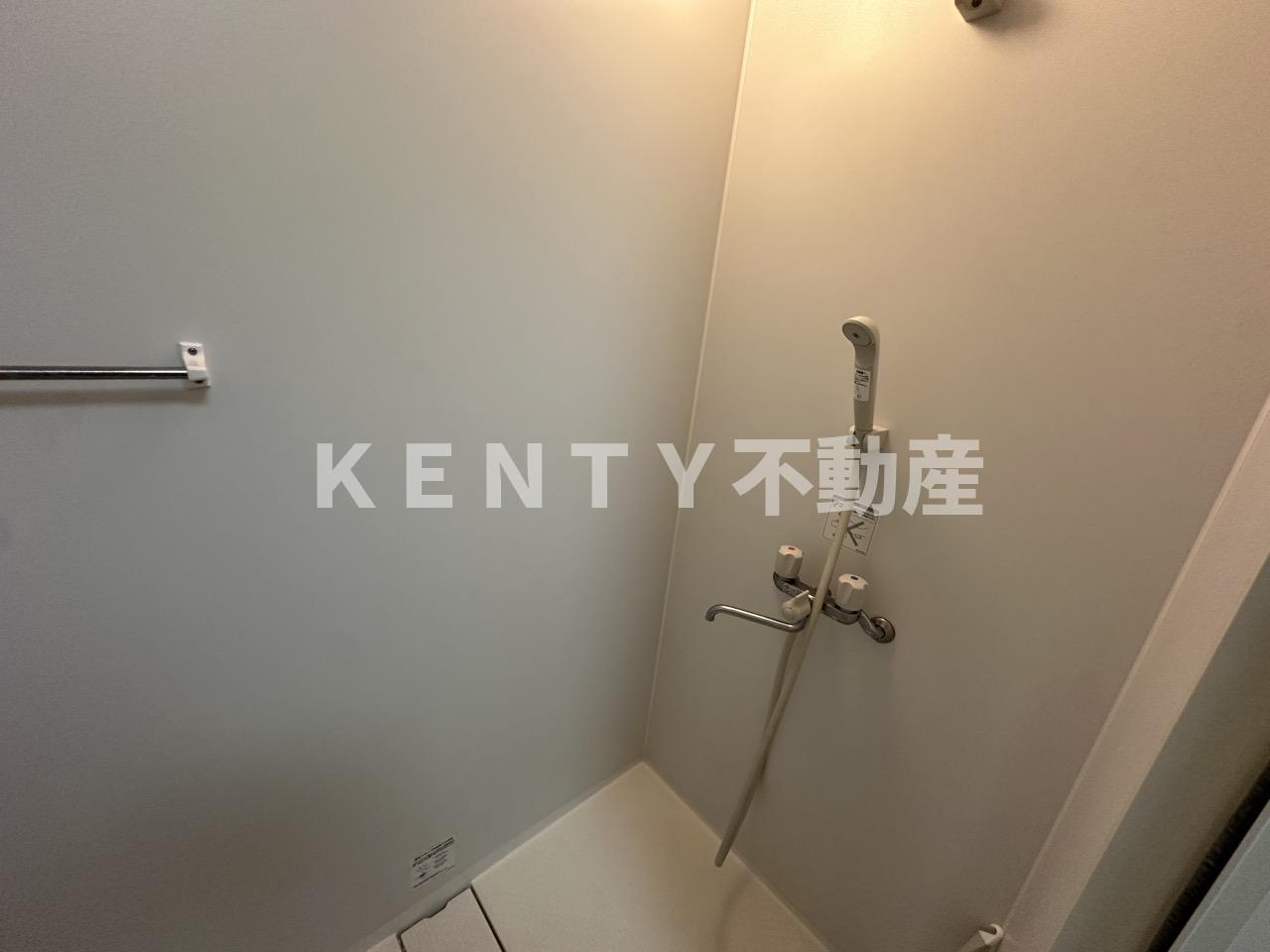 バス・シャワールーム　落ち着いた空間のシャワールームです