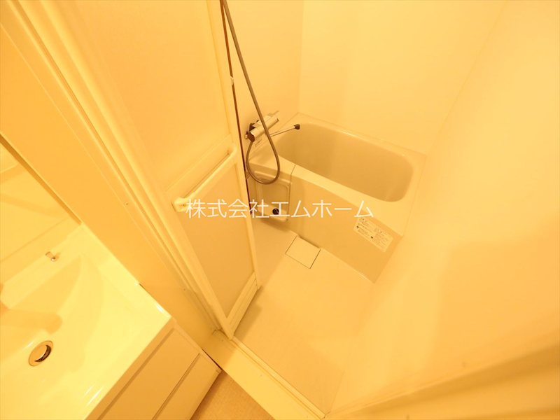 バス・シャワールーム　バスルーム　浴室暖房乾燥機付き