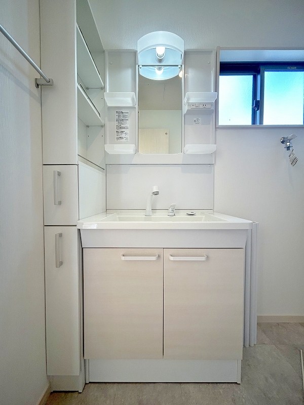 洗面設備　★洗面脱衣所/シャワー付き洗面台★