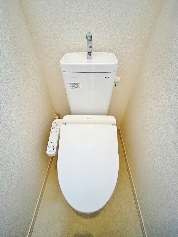 トイレ　★温水洗浄便座トイレ★