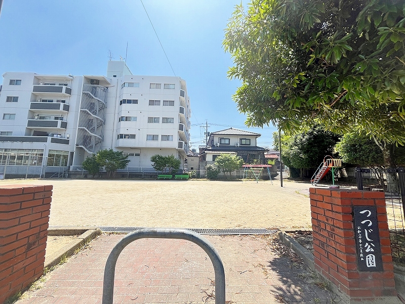 公園　☆つつじ公園（公園）まで300m
