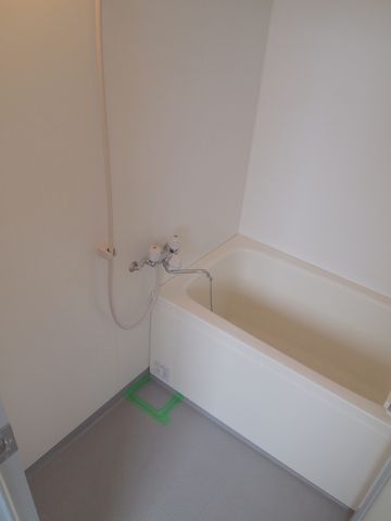 バス・シャワールーム　浴室乾燥機ついてます