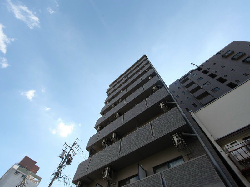 建物外観　外観　オートロック　防犯カメラ