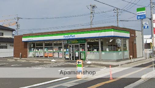 コンビニ　ファミリーマート（コンビニ）まで604m