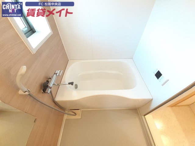 バス・シャワールーム　同型別室のお写真です