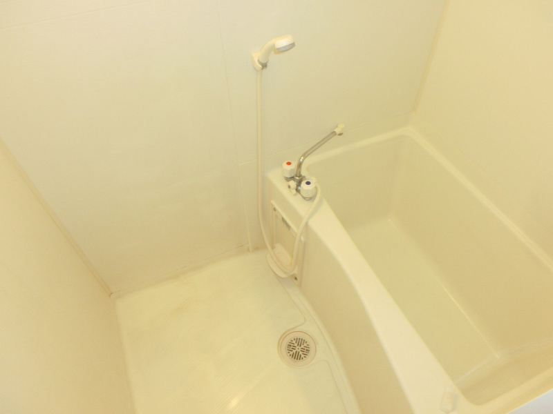 バス・シャワールーム　※同物件別号室