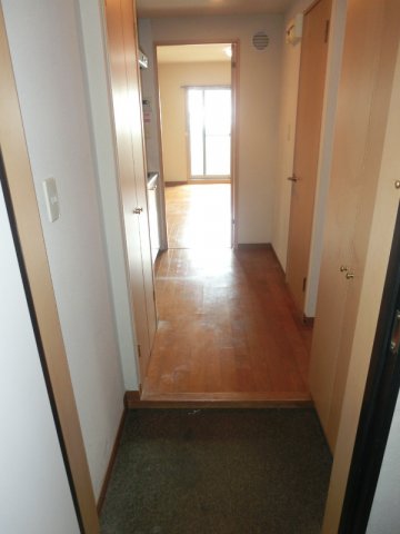 玄関　※同物件別号室