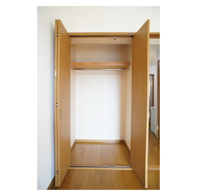 収納　シンプルで使いやすいクローゼット