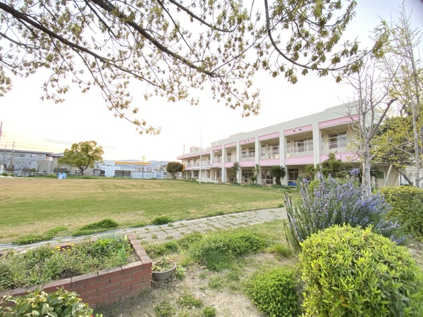 幼稚園・保育園　いずみ幼稚園（幼稚園・保育園）まで526m