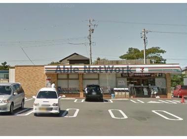 コンビニ　セブンイレブン高浜八幡町店（コンビニ）まで575m