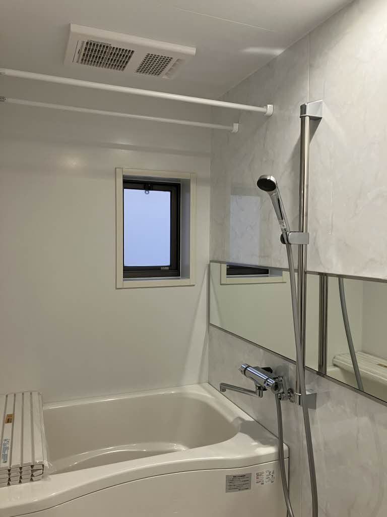 バス・シャワールーム　浴室