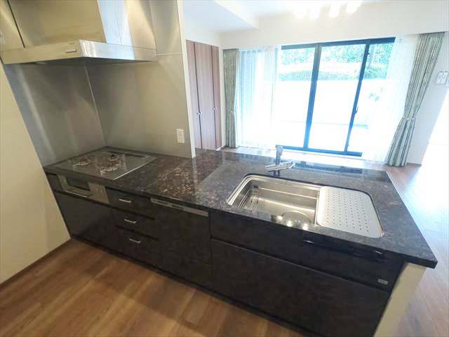 キッチン　キッチン