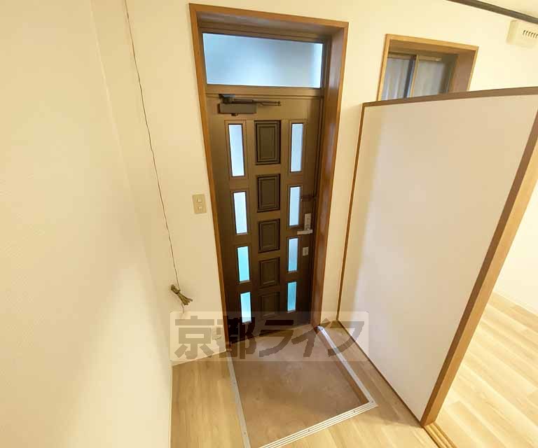 玄関　コンパクトで使いやすい玄関です！