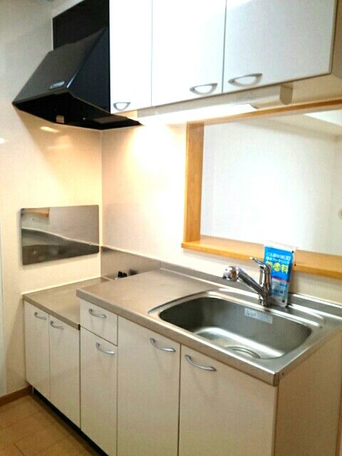 サン・ビレッジ・ハッタ_内装_1