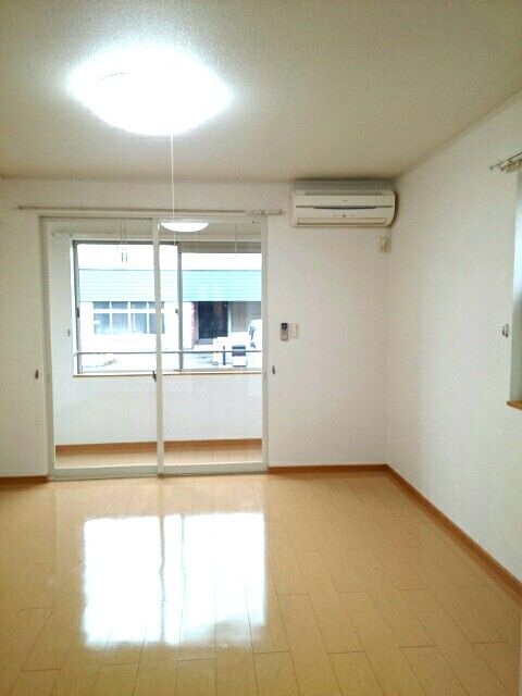 サン・ビレッジ・ハッタ_内装_0