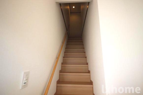 その他部屋・スペース　明るい色調の室内です