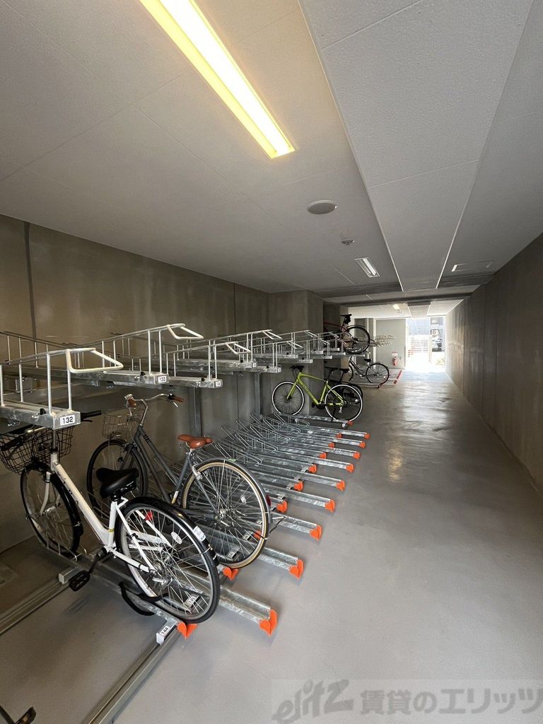 駐車場　駐輪場