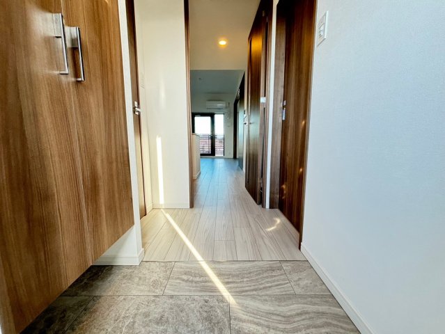 玄関　詳細は、RISUMO江坂本店までお問合せください♪