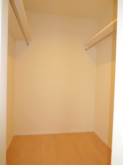 収納　★ウォークインクローゼット★