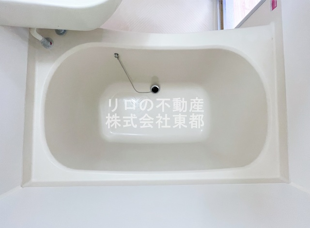 バス・シャワールーム　足が伸ばせる広々バスタブでリラックス♪